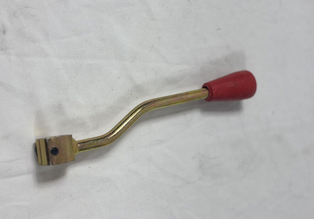 MEKA LEON TAKVİYE VİTES KOLU