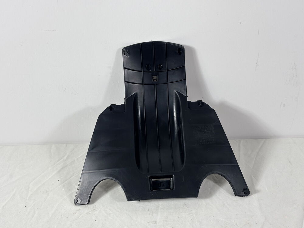 MEKA LEGEND ARKA TEKERLEK ÜSTÜ PLASTİK İÇ ÇAMURLUĞUN ÜSTÜNDEKİ PLASTİK