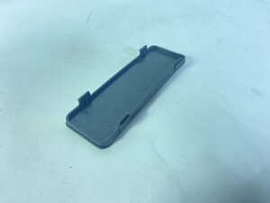 ŞASİ NUMARASINI KAPATAN PLASTİK KAPAK #2